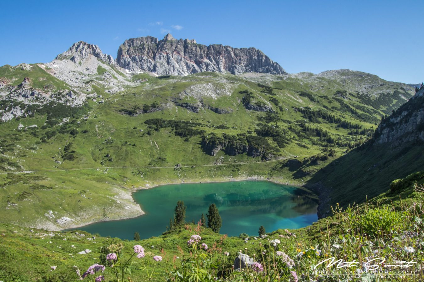 FORMARINSEE UND ROTE WAND